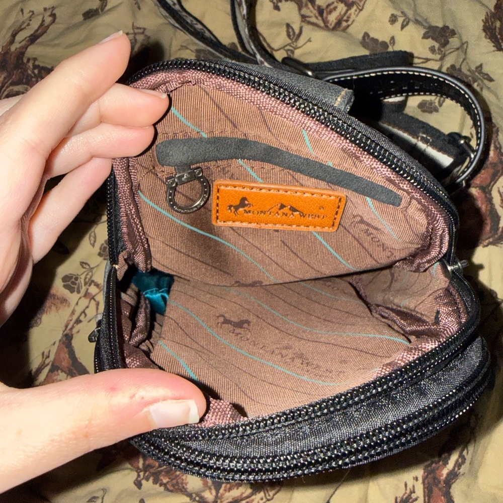 MONTANA WEST Boot Stitch Sling Bag - Picture 3 of 3